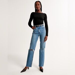 NWT Abercrombie and Fitch 90s Straight Ultra High Rise Size 25